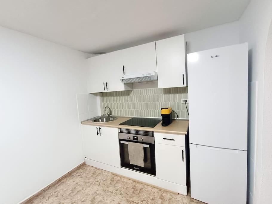 Bellavista Basement Apartment Arona (Tenerife)